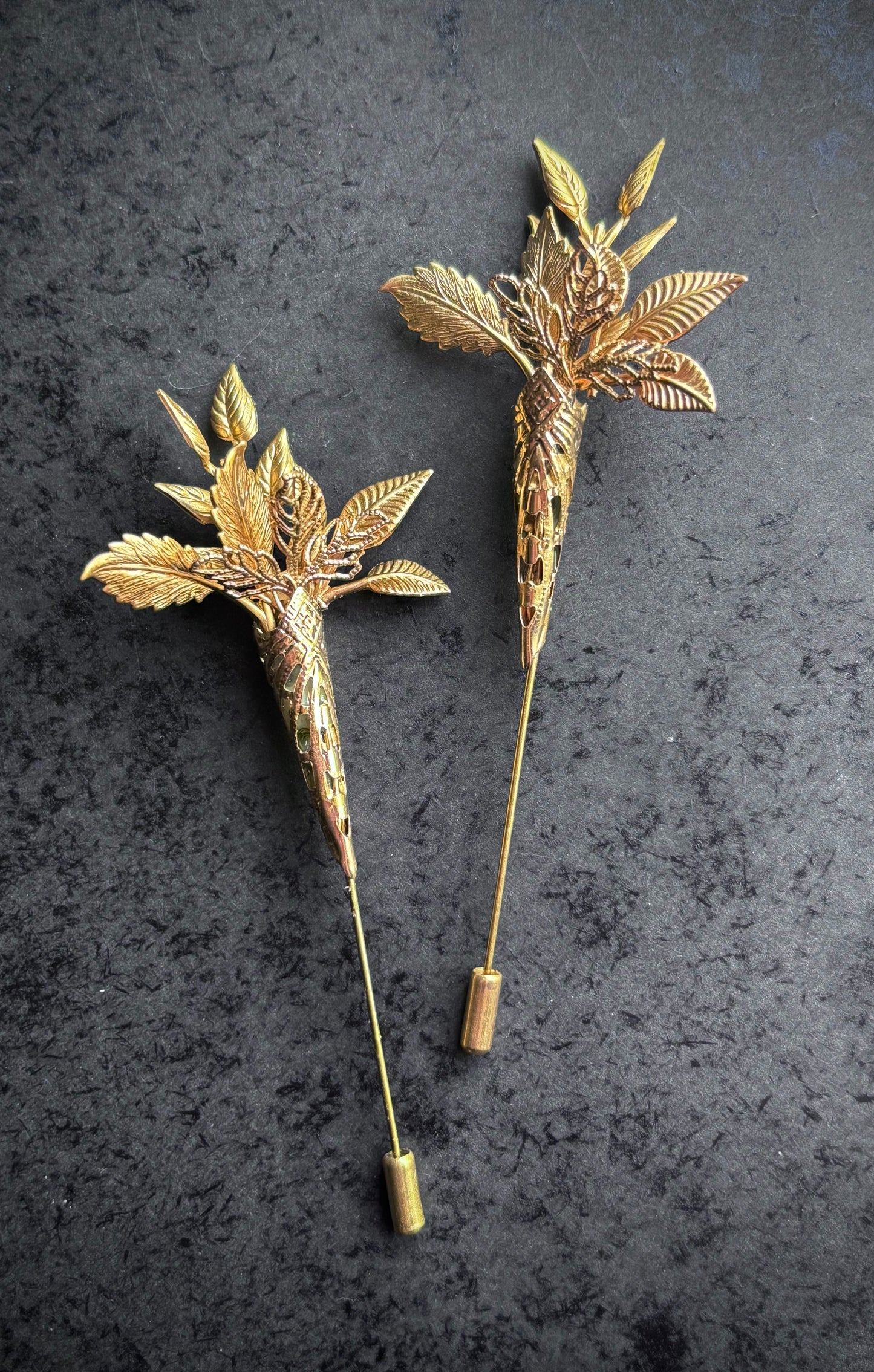 Margot Buttonholes