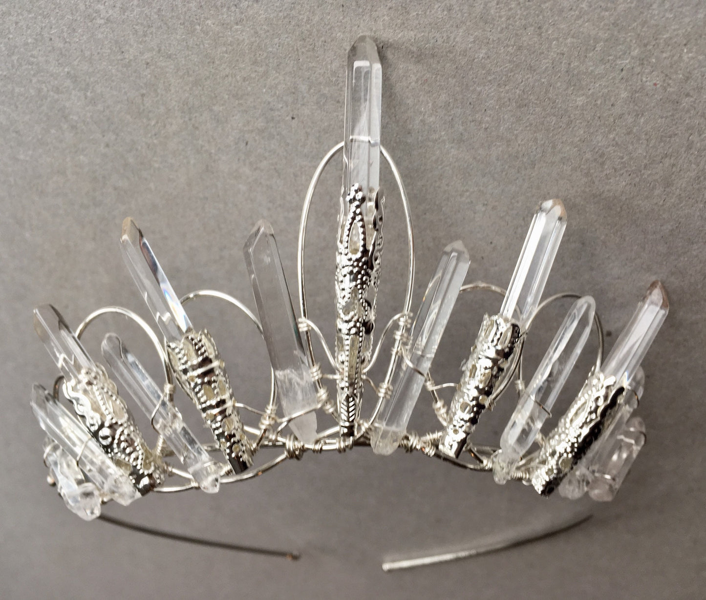 The VICTORIA Crystal Crown