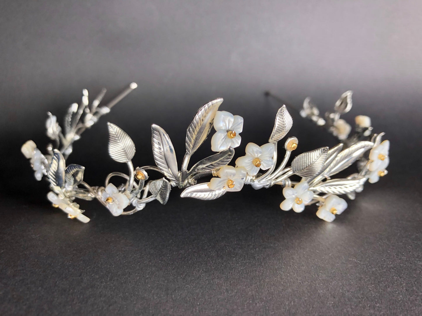 The OSTARA Leaf & Shell Flower Headband.