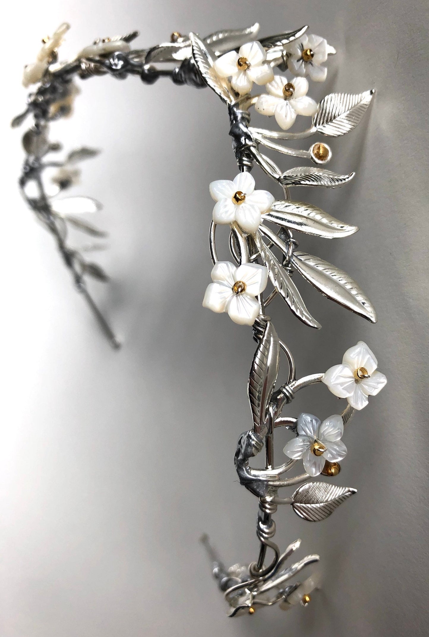 The OSTARA Leaf & Shell Flower Headband.