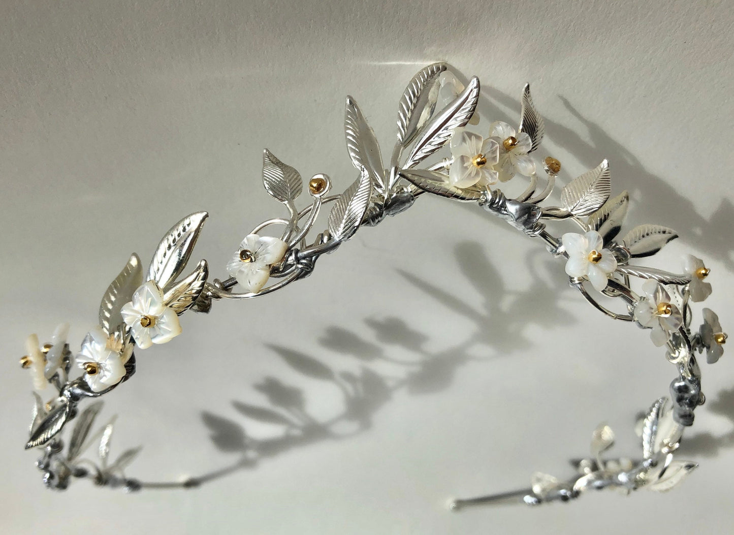 The OSTARA Leaf & Shell Flower Headband.
