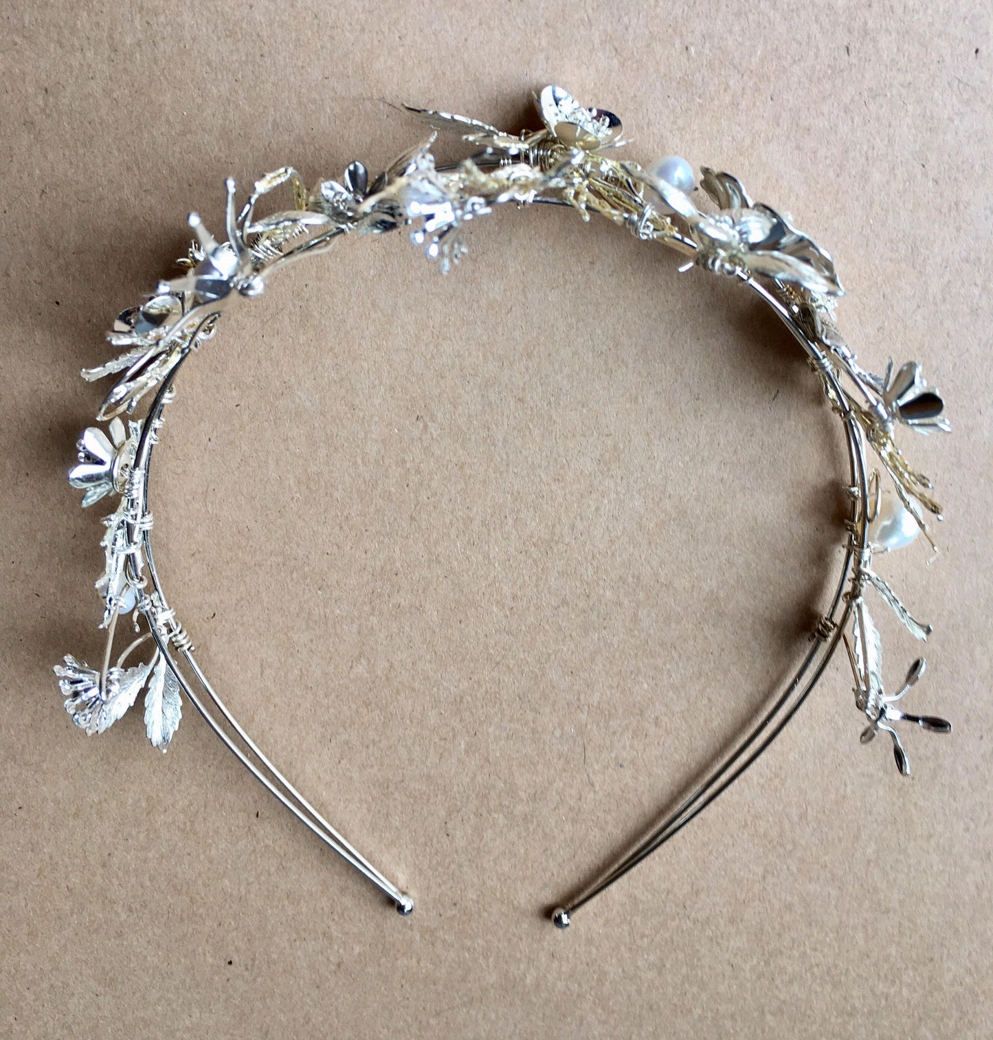 The OLWYN Winter Hedgerow Crown