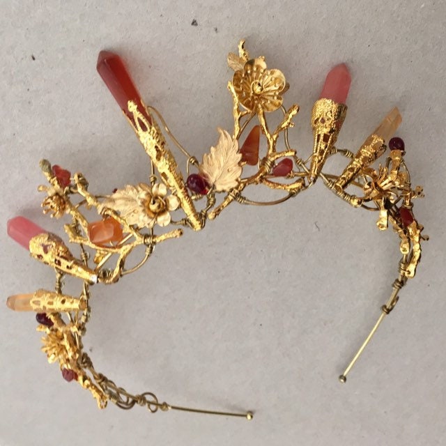 The AUBREY Earth & Fire Stones Crown